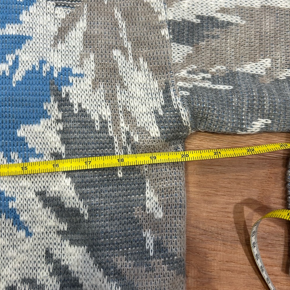 Vintage Leaf Patterned Sweater - image 6